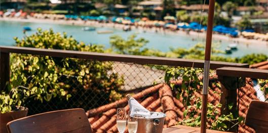 Jubarte Hotel by Insólito