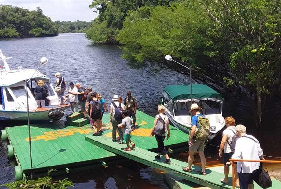 embarque lancha rapida grupo 2.jpeg