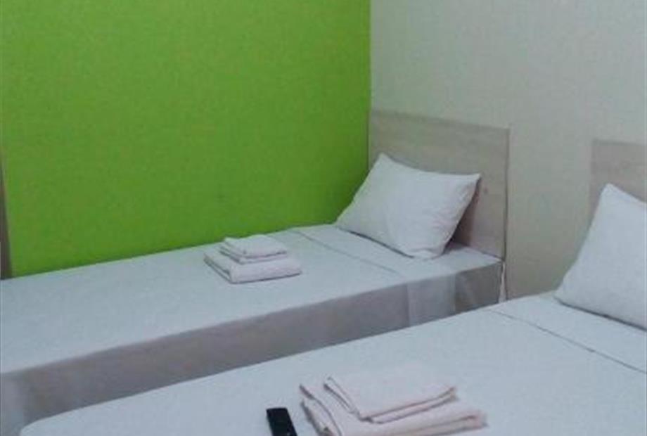 Quarto com 2 Camas de Solteiro-9.jpg