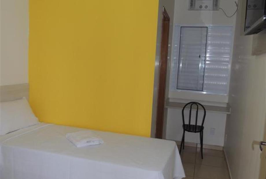 Quarto Individual-2.jpg