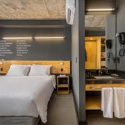 Luxo Casal - 1 Cama Casal