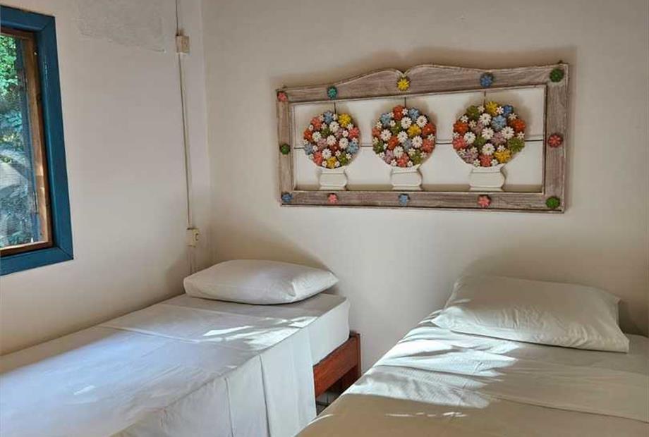 quarto solteiro 2.jpg