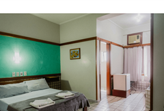 Triplo Casal Stand com acessibilidade