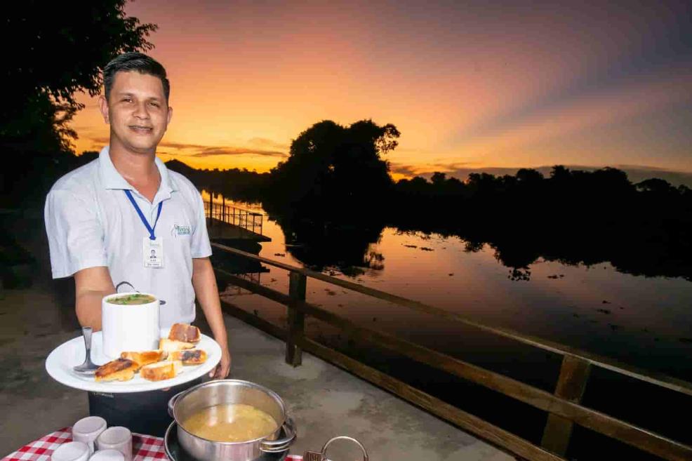 hotel caldo de piranha_18_11zon.jpg
