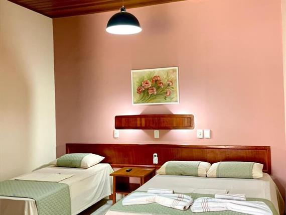 hotel quarto casal 2_33_11zon.jpg