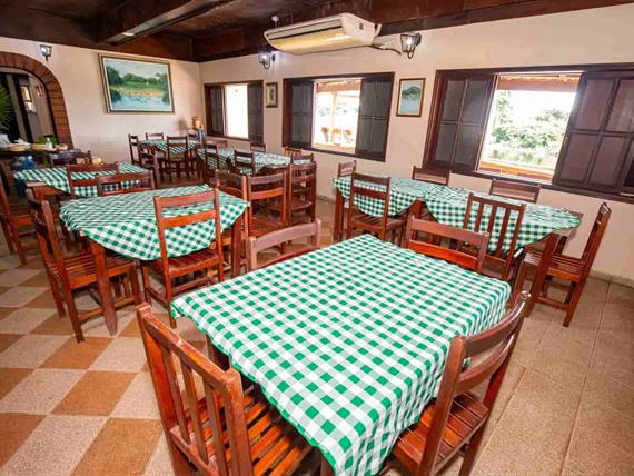 hotel restaurante_7_11zon.jpg