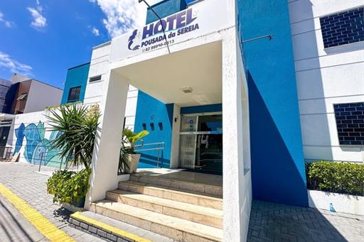 frente da pousada-min.jpg