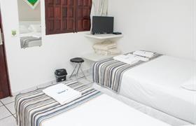 Quarto Triplo do Hotel Pousada Da Sereia