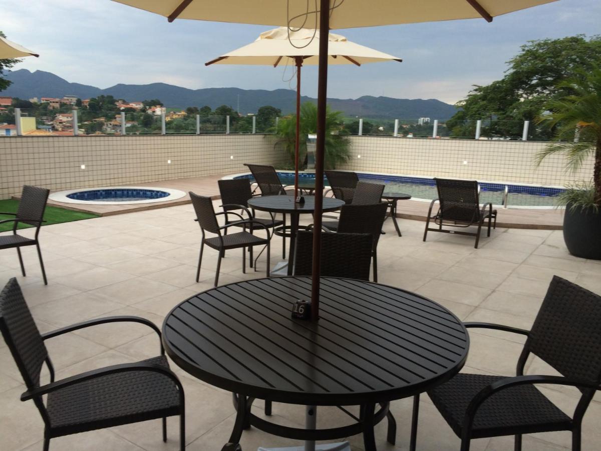 Ville de Montagne Hotel 3