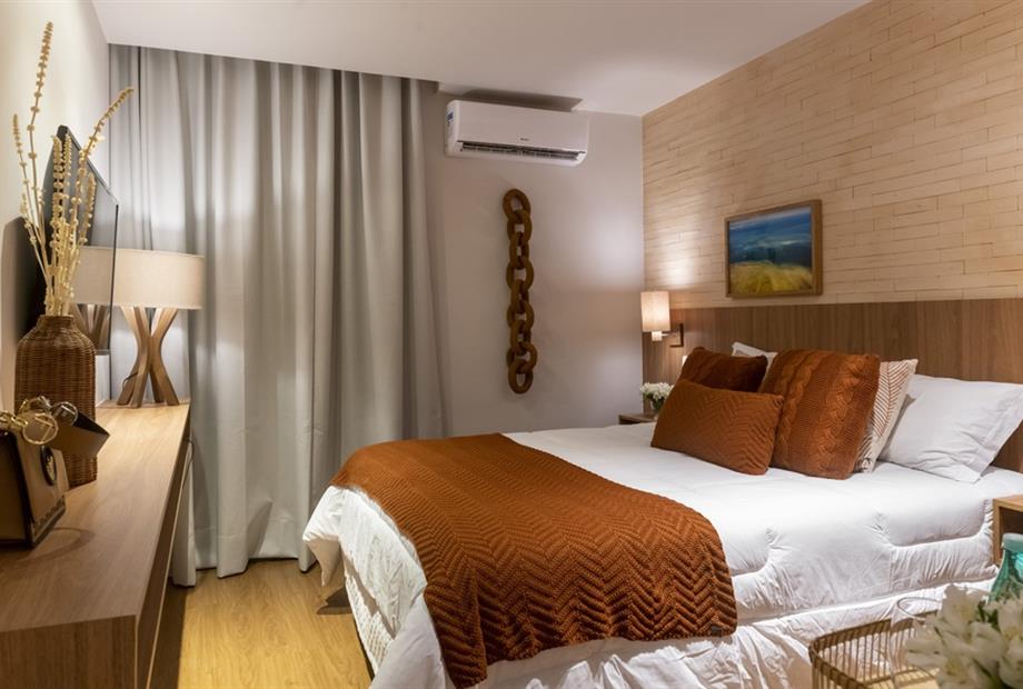 uh 02 -canto front (1).jpg