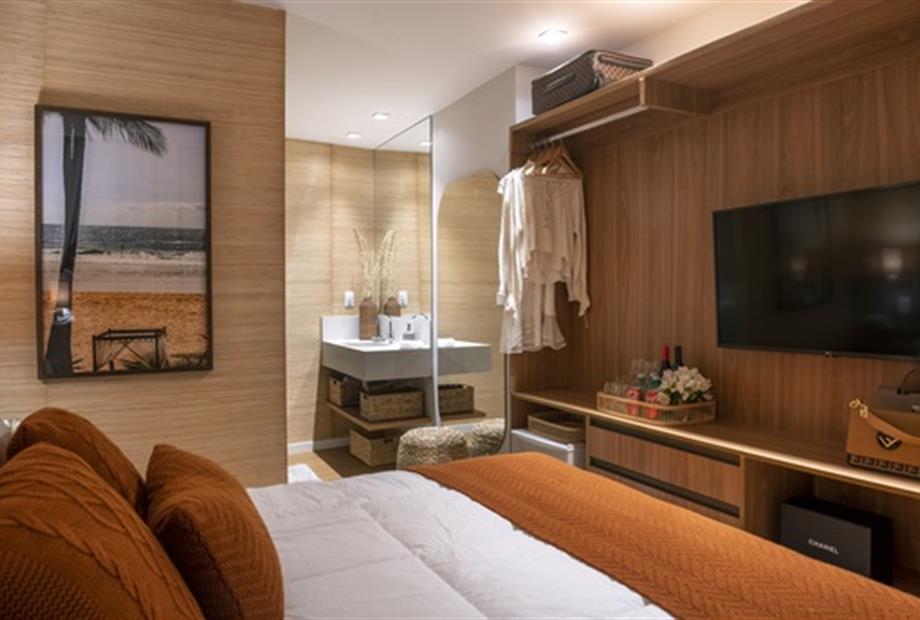 uh 06 -canto plus (3).jpg