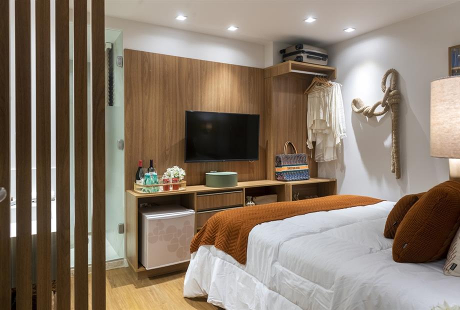 uh 07 - canto plus  (1).jpg