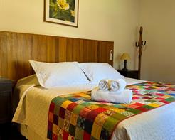 Chalé Superior 2 Dormitórios Com Varanda