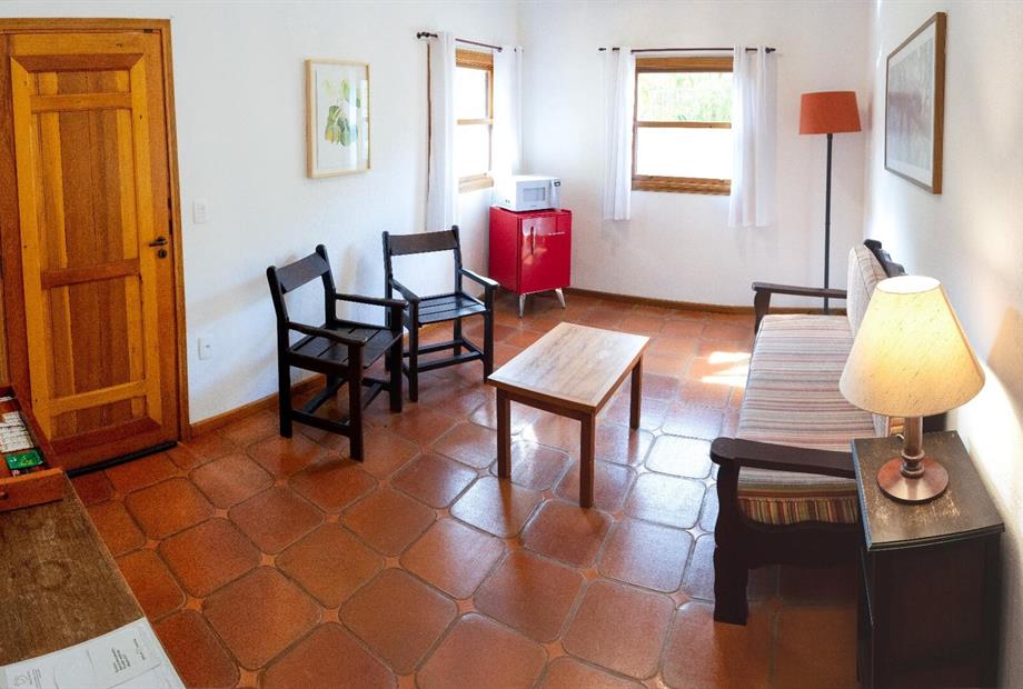 chalé superior 2 suítes com sala (1).jpg