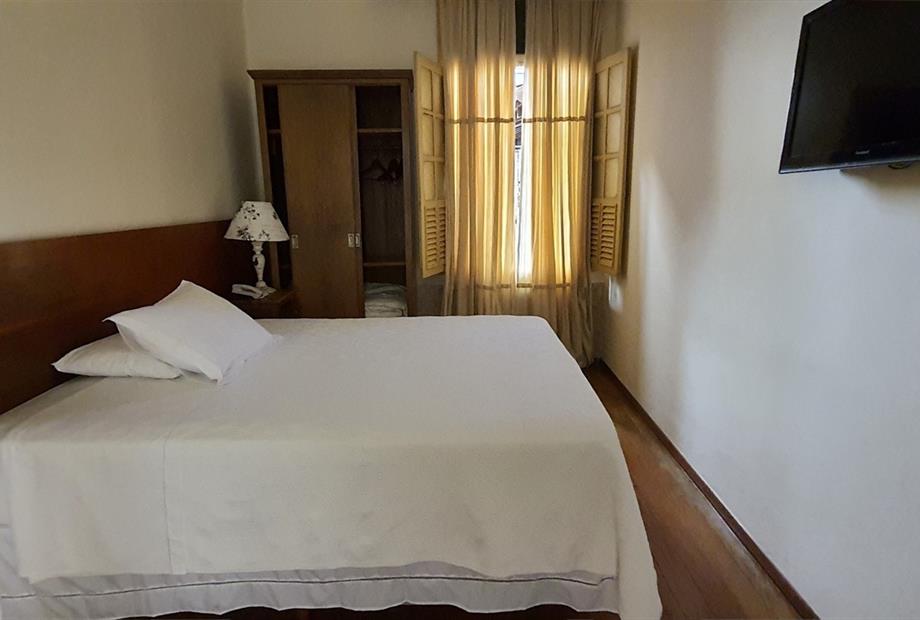 quarto 5 - gil 01 - redimensionada.jpg