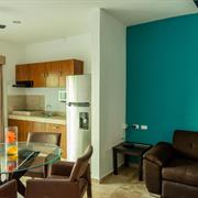 Master suite king size