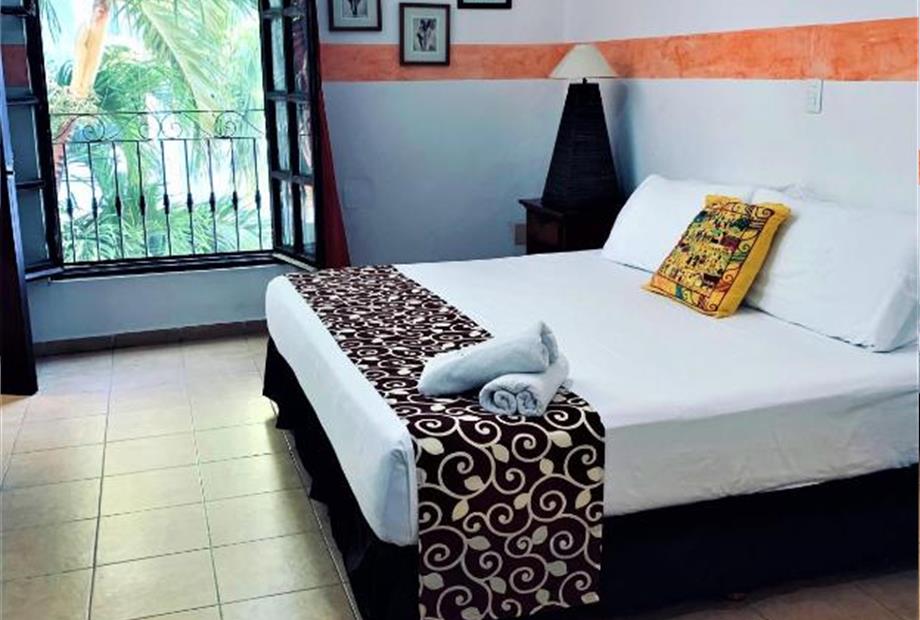 Quarto Superior com Cama King-size-2.jpg