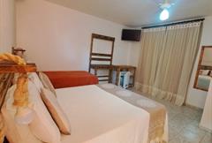 Quarto Família Piso inferior vista piscina