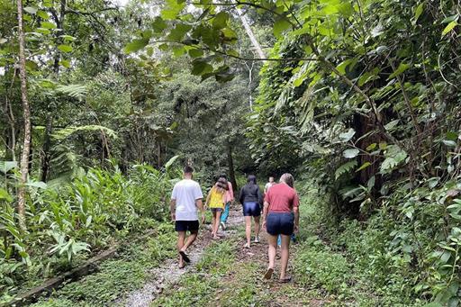 villago embu trilhas (1).jpg