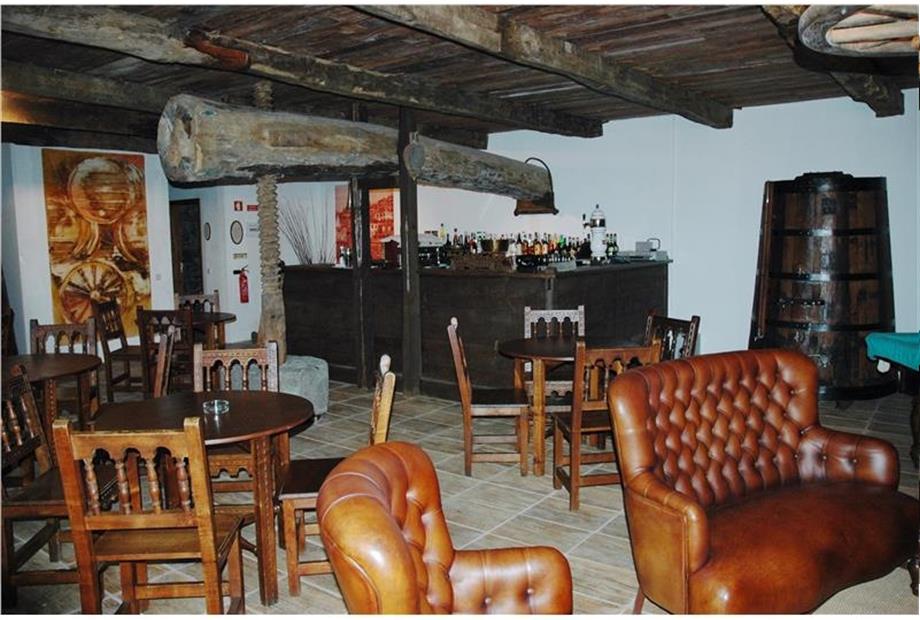 Wine cellar O Croque.JPG