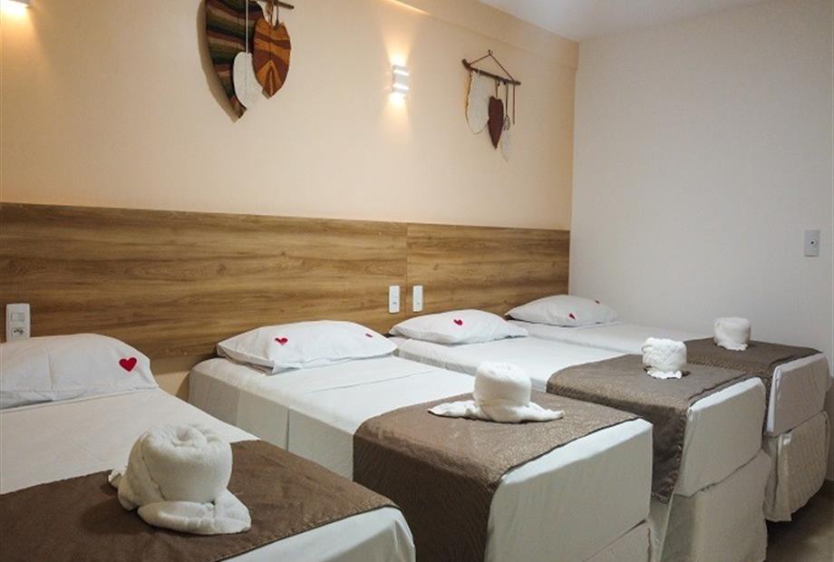 standard quádruplo twins omnibees.jpg