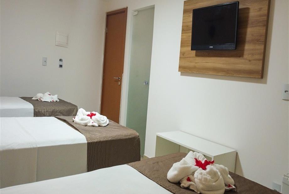 quadruplo omnibees 1.jpg