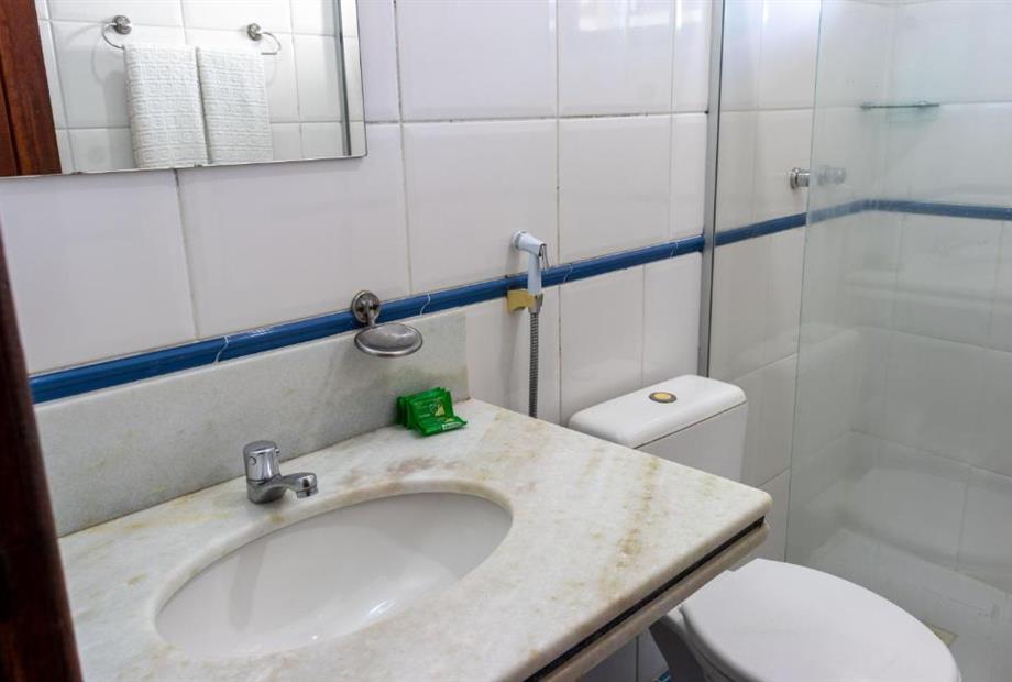 Quarto Duplo Deluxe com Varanda-12.jpg