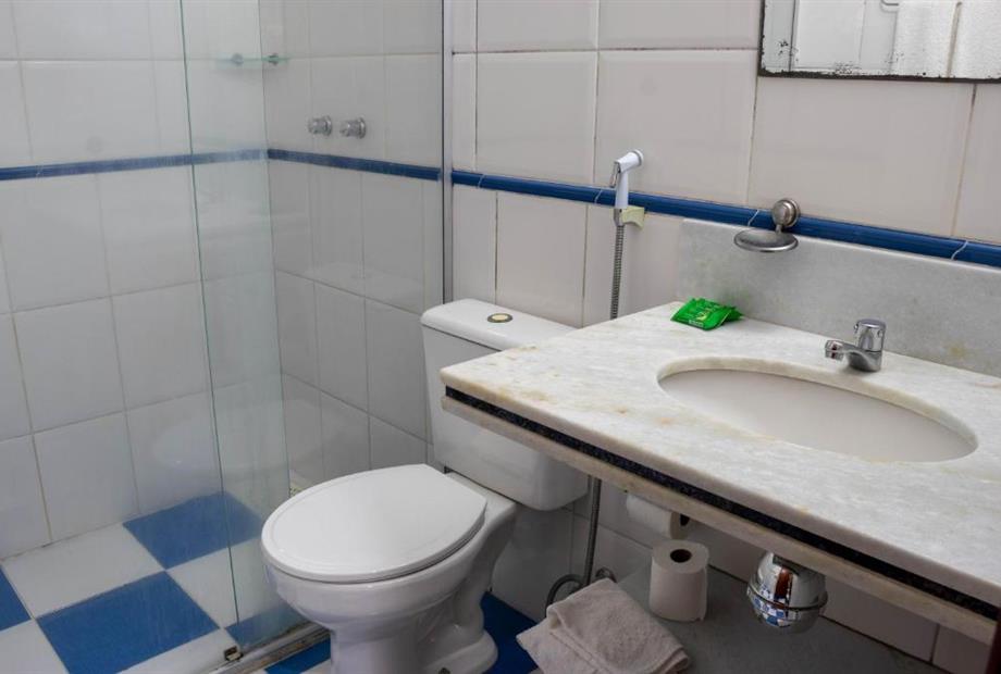 Quarto Duplo Deluxe com Varanda-17.jpg