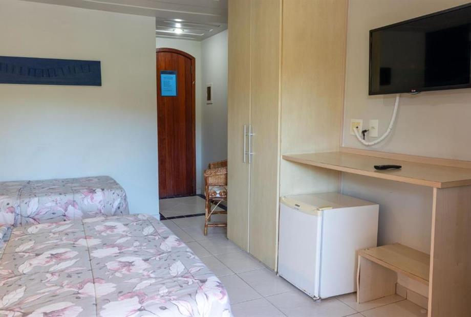 Quarto Duplo Deluxe com Varanda-22.jpg