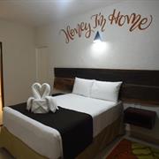 Habitacion Familiar / Family Room