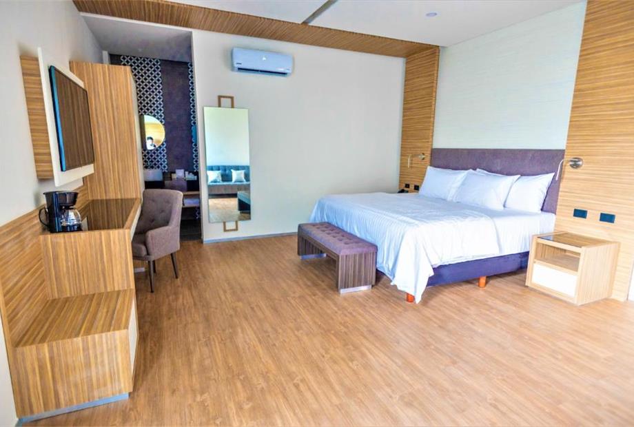 Suíte Família com Varanda-2.jpg