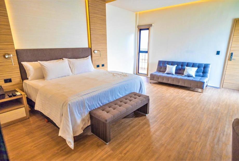 Suíte Família com Varanda-5.jpg