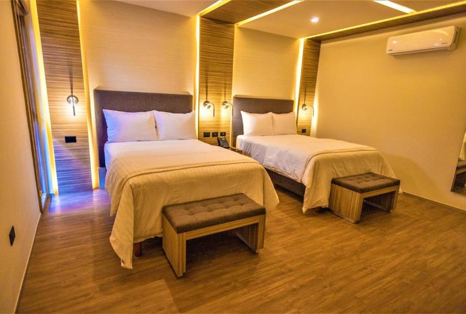 Quarto Duplo Standard com 2 Camas de Casal-27.jpg