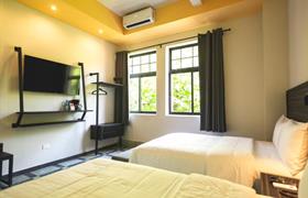 superior double room of Hotel La Nacional By Kavia