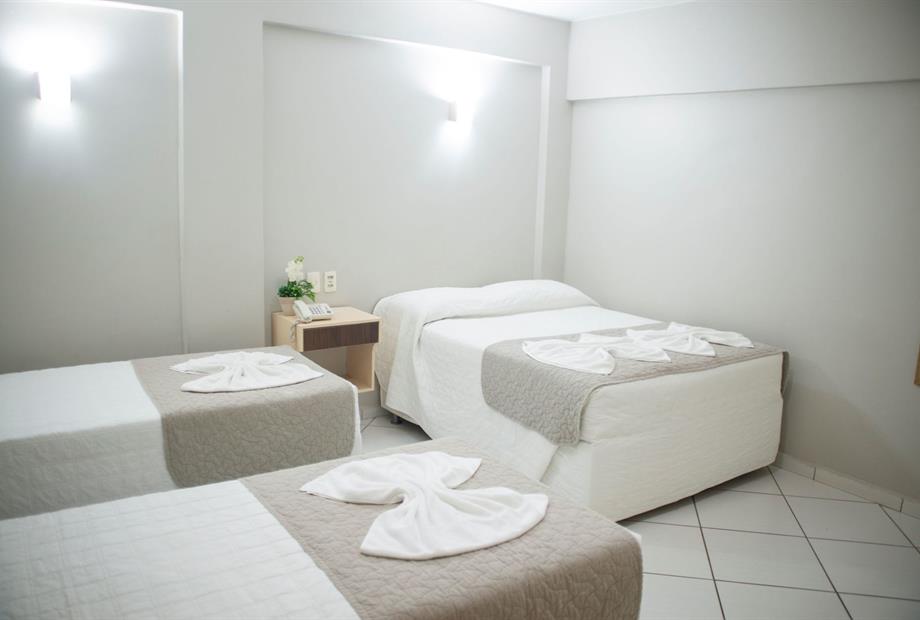 casal + 2 - foto 2.jpg