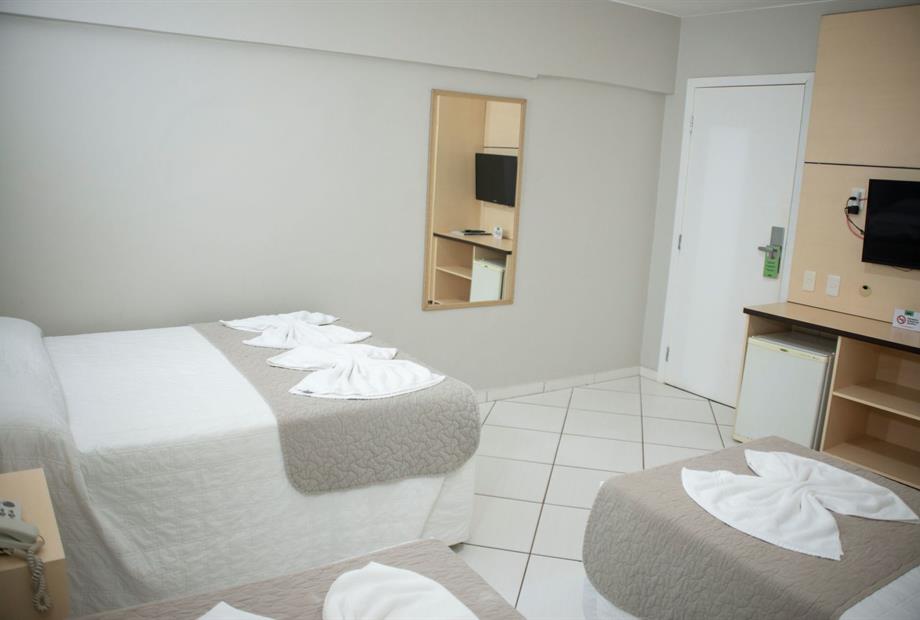 casal + 2 - foto 3.jpg