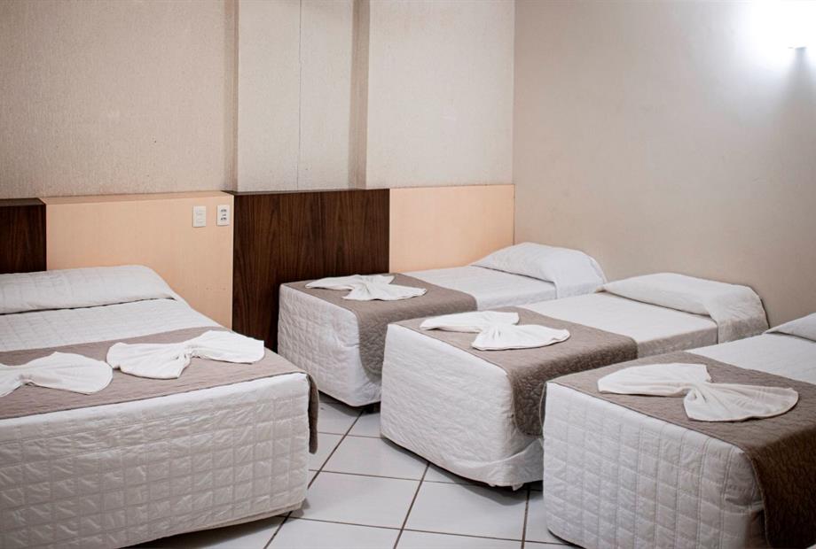 casal + 3 luxo - foto 3.jpg