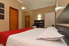 Quarto Casal + Cama Extra