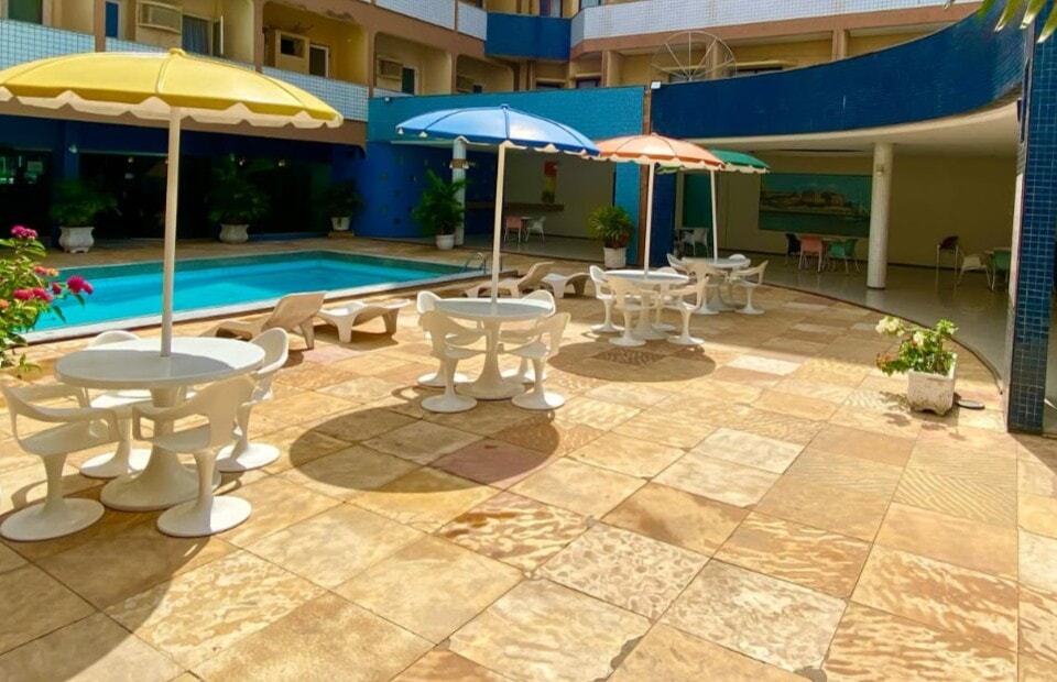 piscina ponta 2.jpeg