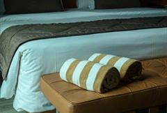 Suíte com cama King Size e varanda