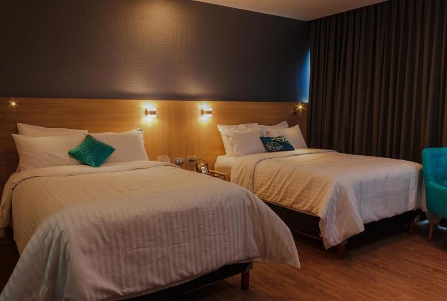 Quarto Duplo com 2 Camas de Casal-13.jpg