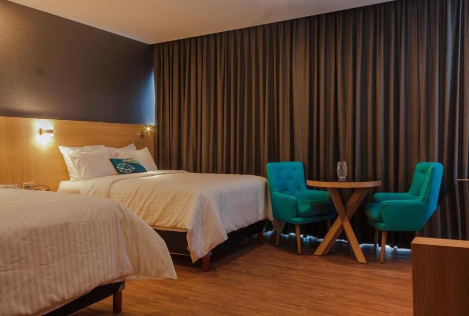 Quarto Duplo com 2 Camas de Casal-17.jpg