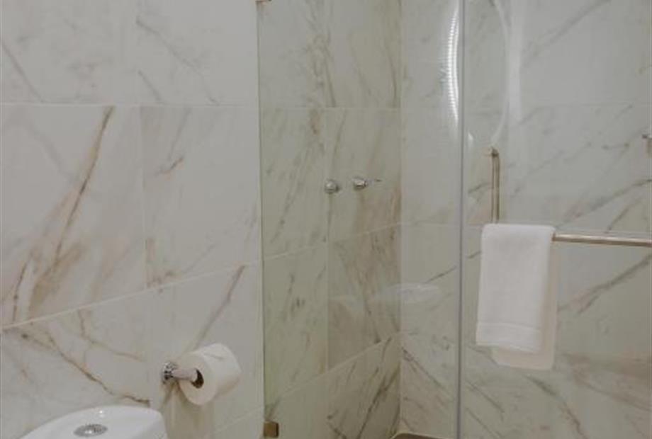 Quarto com Cama King-size-24.jpg