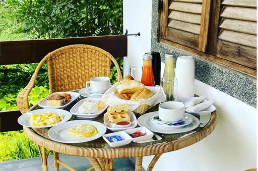 oásis café varanda.jpg