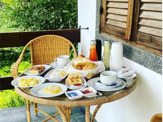 oásis café varanda.jpg