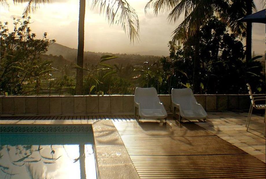 oásis - por de sol piscina 2.jpg