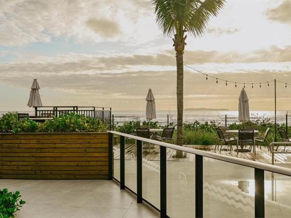 deck piscina1.jpg