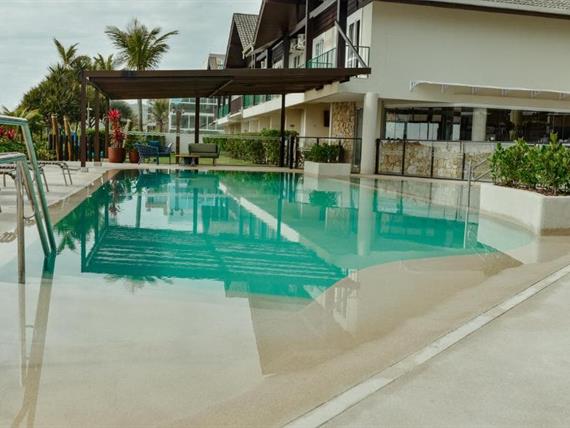 piscina3.jpg