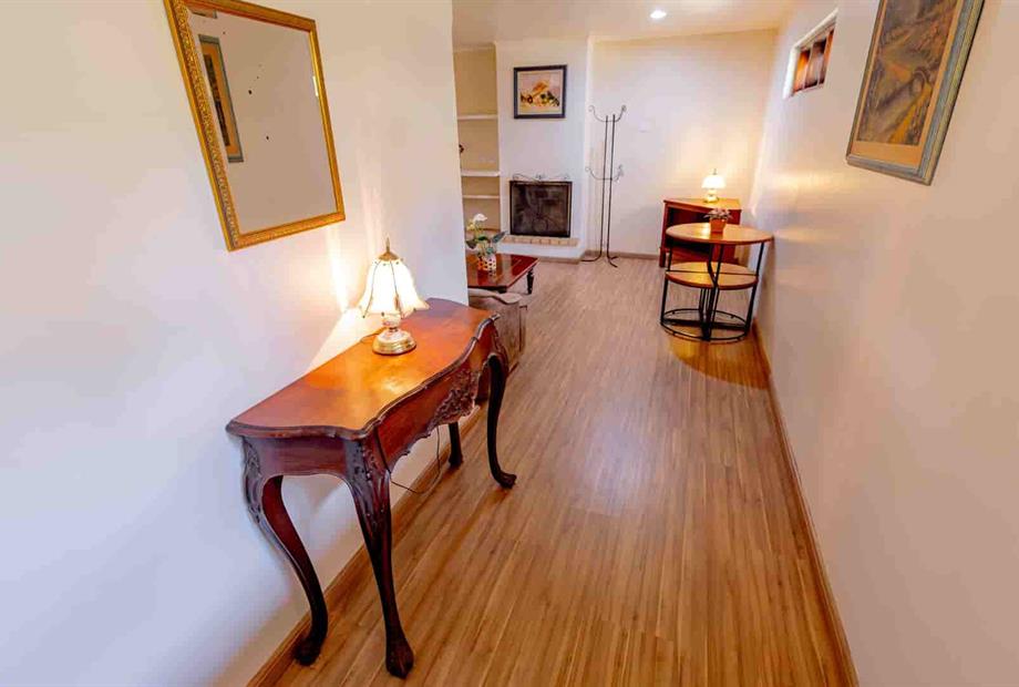 img_0897-min (1).jpg