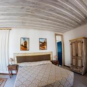 Superior Inconfidentes Colonial